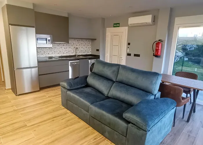 Anjalar Апартаменты Педренья